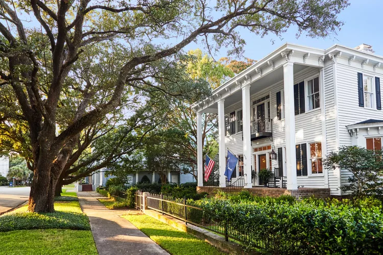 Yawkey Center Mentioned On Southernliving.com